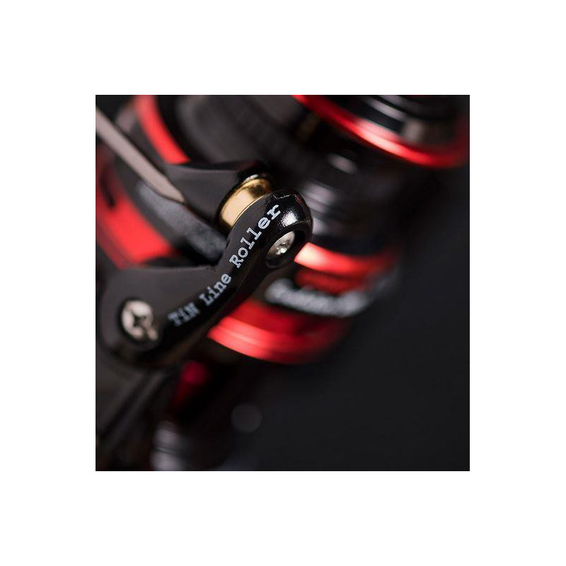 Carrete Cinnetic  Crafty black evolution 4000 CRBK