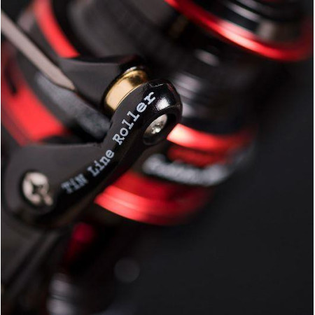 Carrete Cinnetic  Crafty black evolution 4000 CRBK