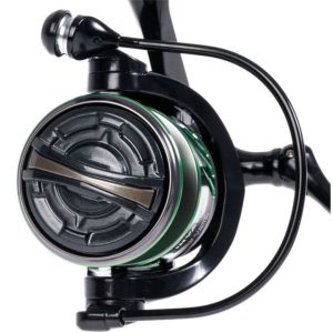 Carrete Hart Invader 3000 de spinning ligero, con cuerpo negro de grafito y bobina de aluminio con detalles en verde 2
