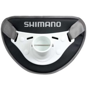Cinturón de combate Shimano Fighting Belt en vista tres cuartos, con correa gris extra ancha y hebilla negra de presión 2
