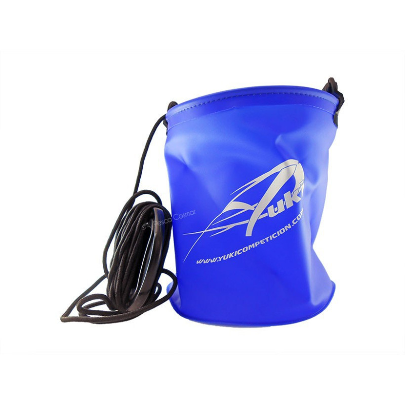 Cubo Yuki recoge agua